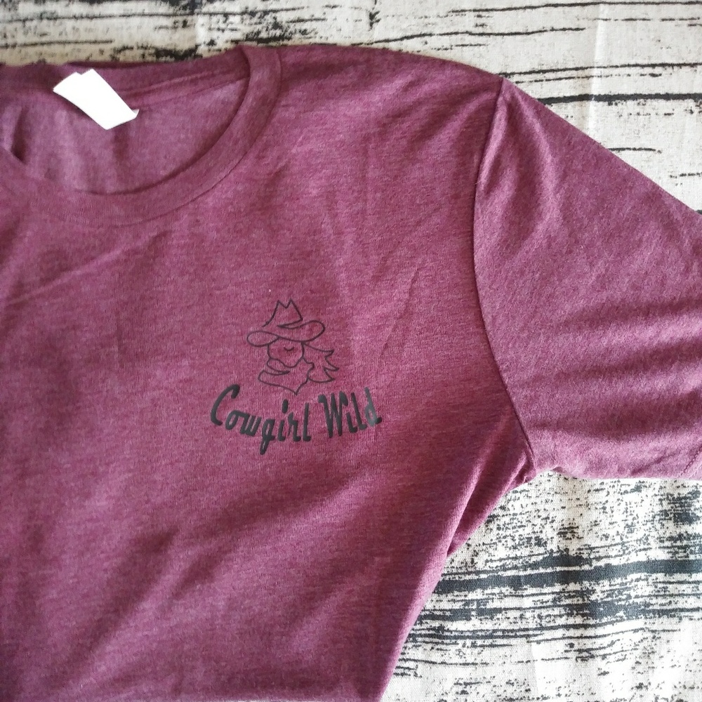 Tee - Picture 4 of 5